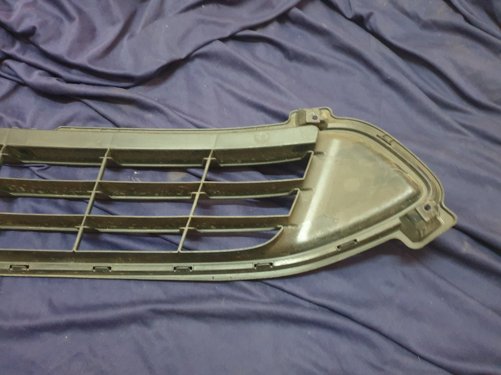 Suzuki Swift Front Bumper Lower Grille