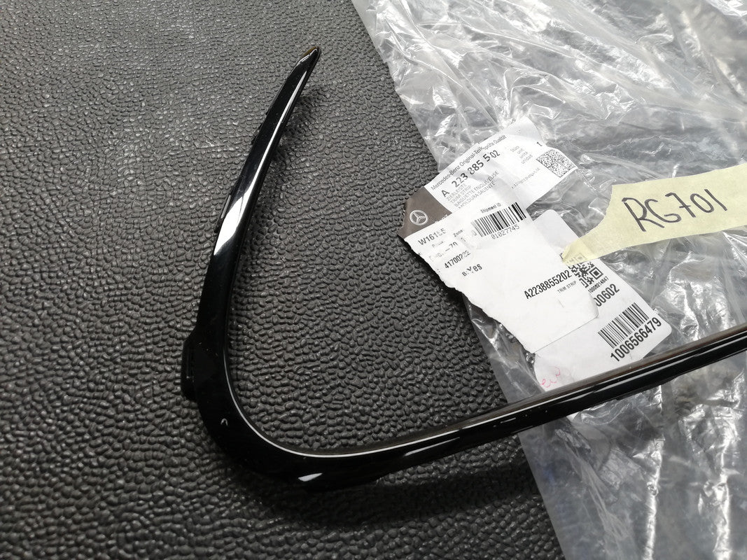 Mercedes-Benz S-Class W223 2022 Right Front Bumper Moulding Trim