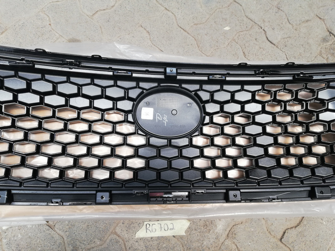 Toyota Rumion Base Model 2023 Radiator Grille