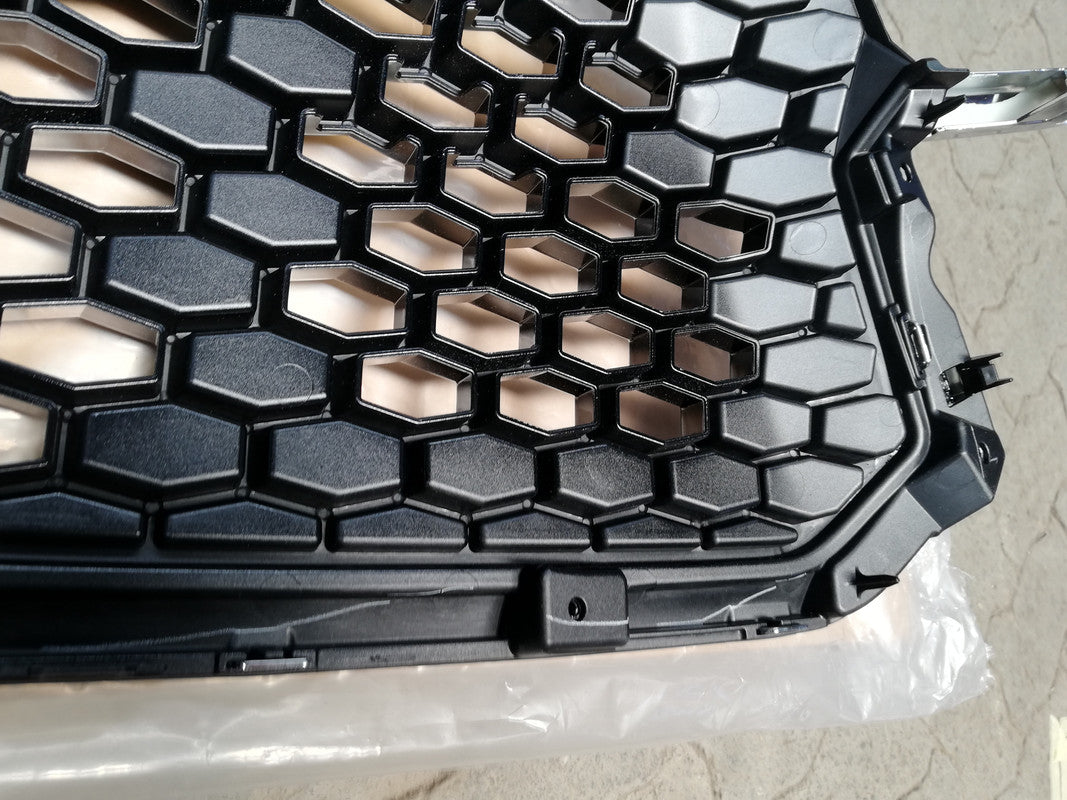 Toyota Rumion Base Model 2023 Radiator Grille