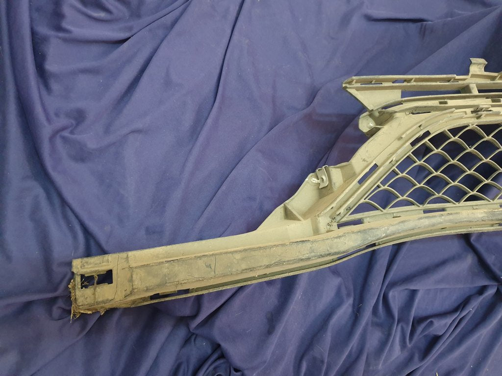 Mercedes-Benz C-Class W205 Front Bumper Lower Mesh Grille