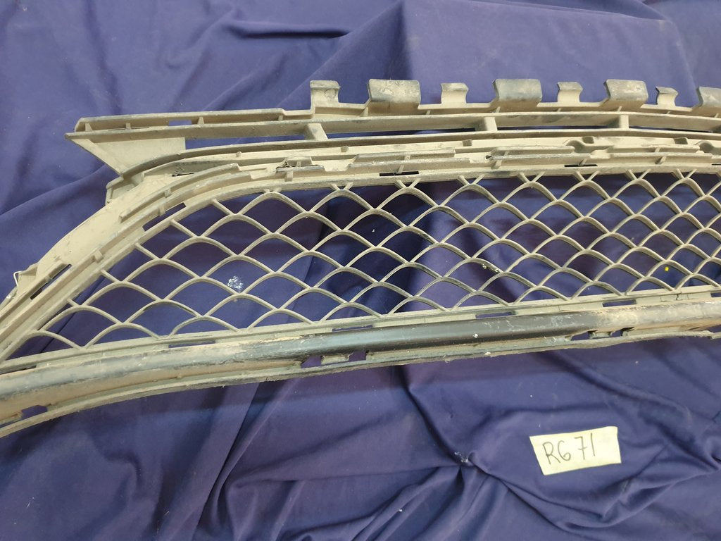 Mercedes-Benz C-Class W205 Front Bumper Lower Mesh Grille