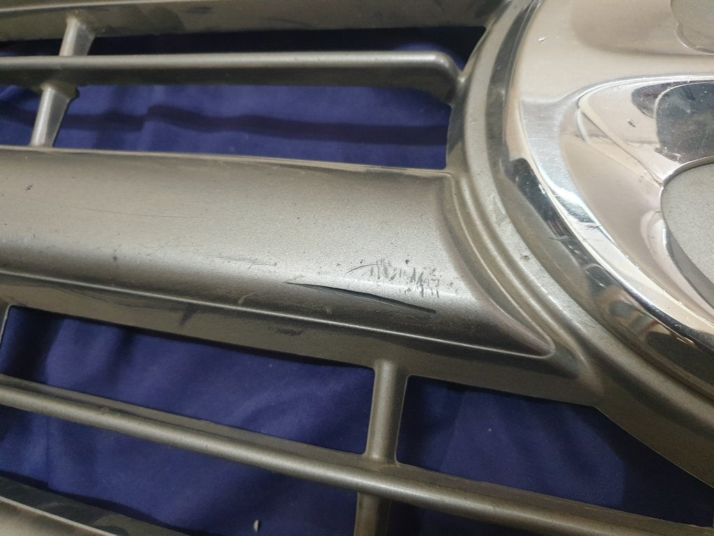 Original Used Hino Ranger Radiator Grille - Wear and Tear
