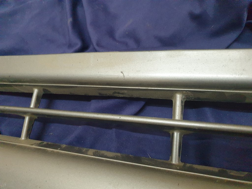 Original Used Hino Ranger Radiator Grille - Wear and Tear