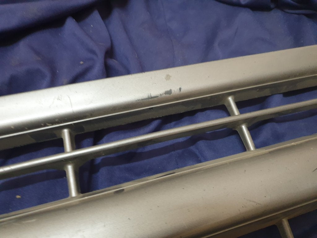 Original Used Hino Ranger Radiator Grille - Wear and Tear