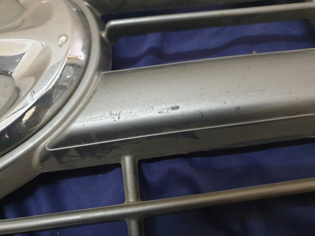 Original Used Hino Ranger Radiator Grille - Wear and Tear