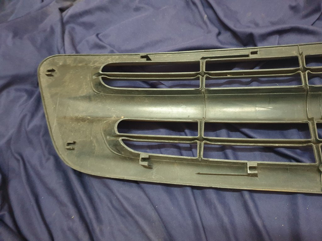 Original Used Hino Ranger Radiator Grille - Wear and Tear