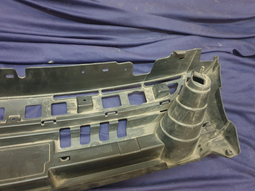 Ford Kuga Radiator Grille Backing