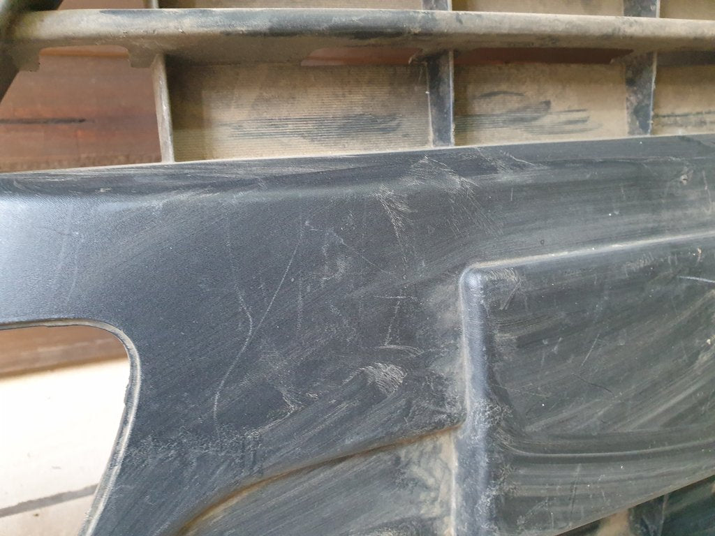 Suzuki S-Presso Radiator Grille - Wear and Tear