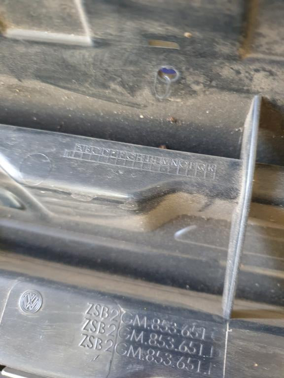 Volkswagen T-Cross R-Line Radiator Grille - Wear and Tear