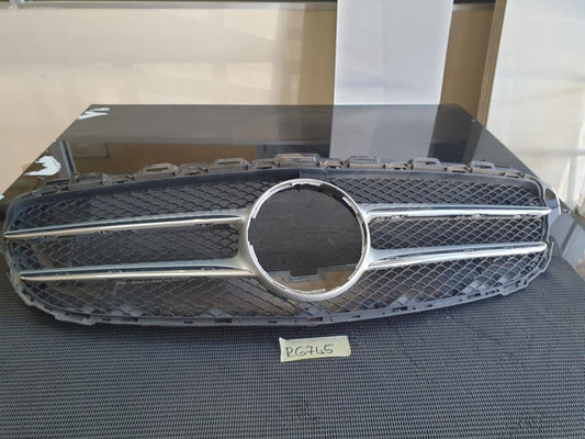 Mercedes-Benz C-Class W205 Radiator Grille