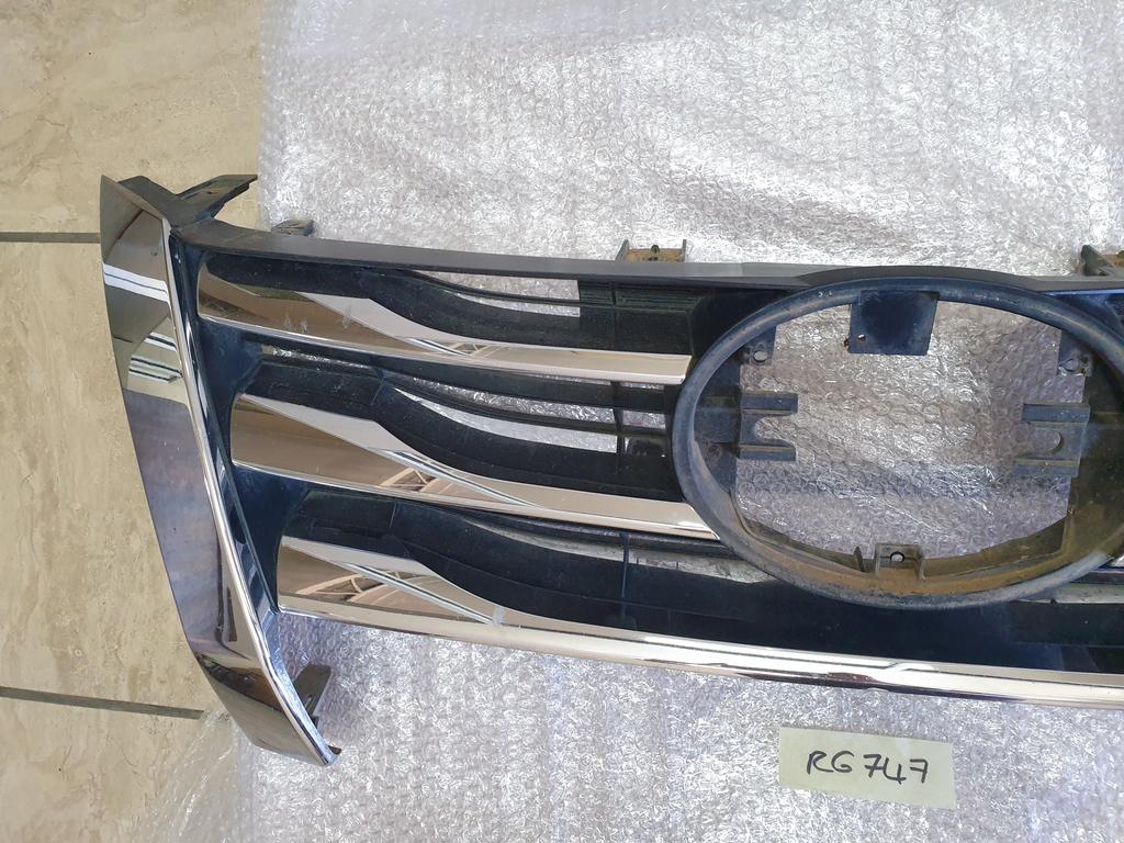 Toyota Fortuner Chrome Radiator Grille - Chrome lifting, Wear and tear