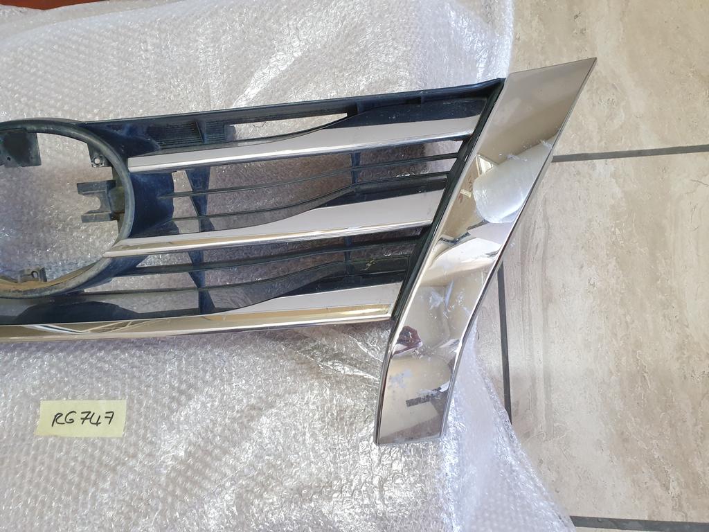 Toyota Fortuner Chrome Radiator Grille - Chrome lifting, Wear and tear