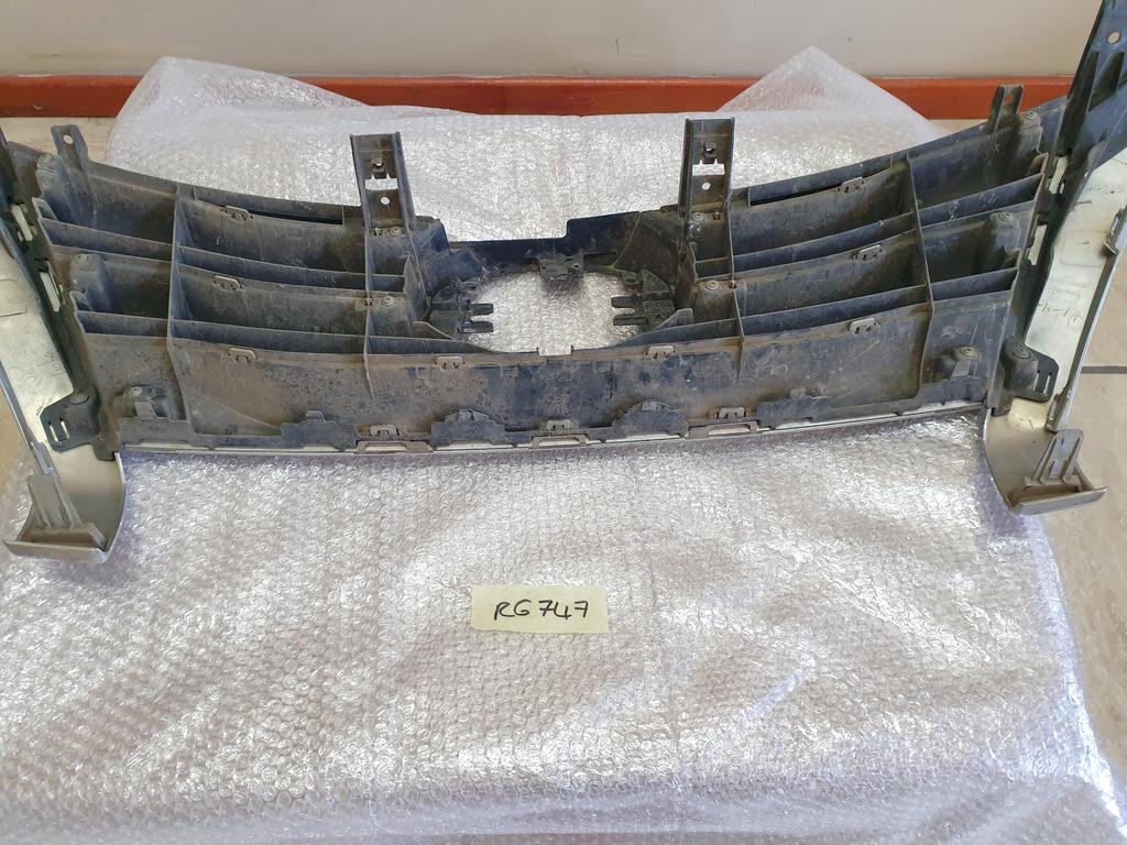 Toyota Fortuner Chrome Radiator Grille - Chrome lifting, Wear and tear