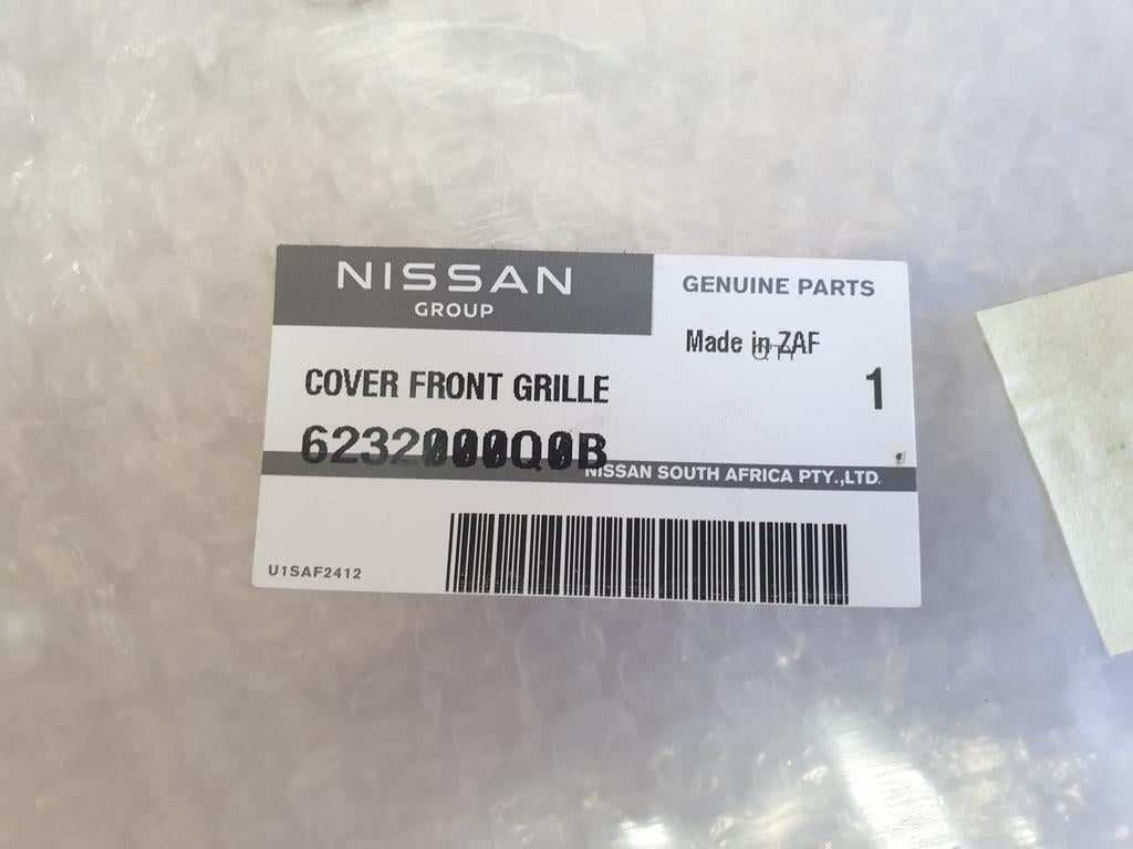 Nissan NP200 Radiator Grille Surround Trim Cover