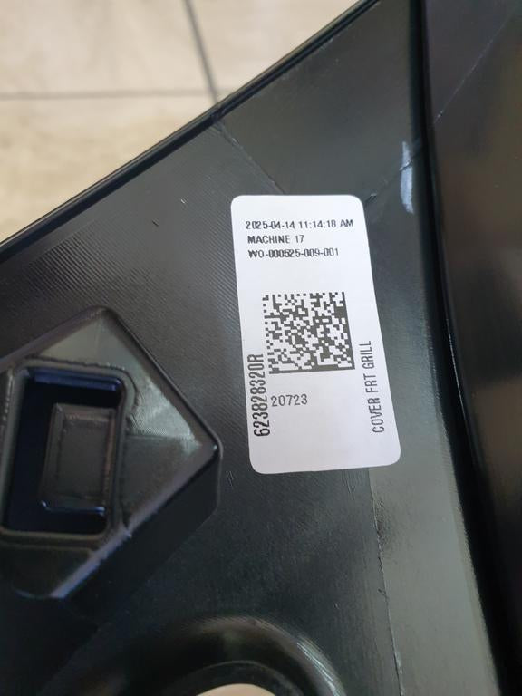 Nissan NP200 Radiator Grille Surround Trim Cover