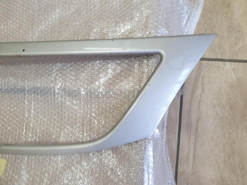Nissan NP200 Radiator Grille Surround Trim Cover