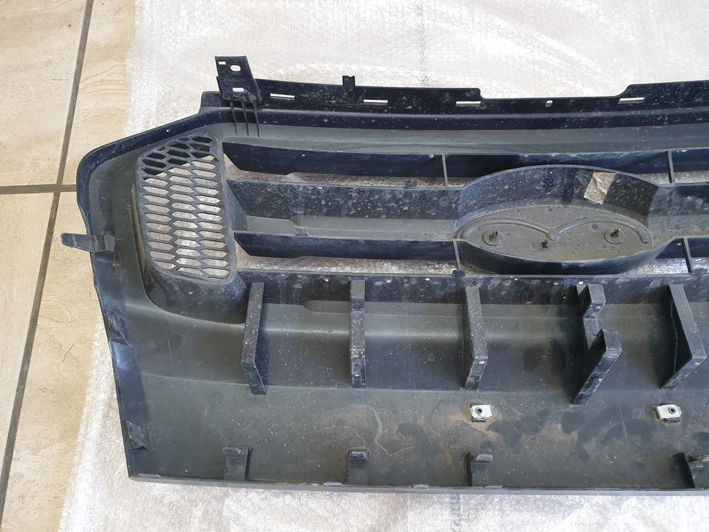 Ford Aftermarket Ranger Radiator Grille - Wear and Tear