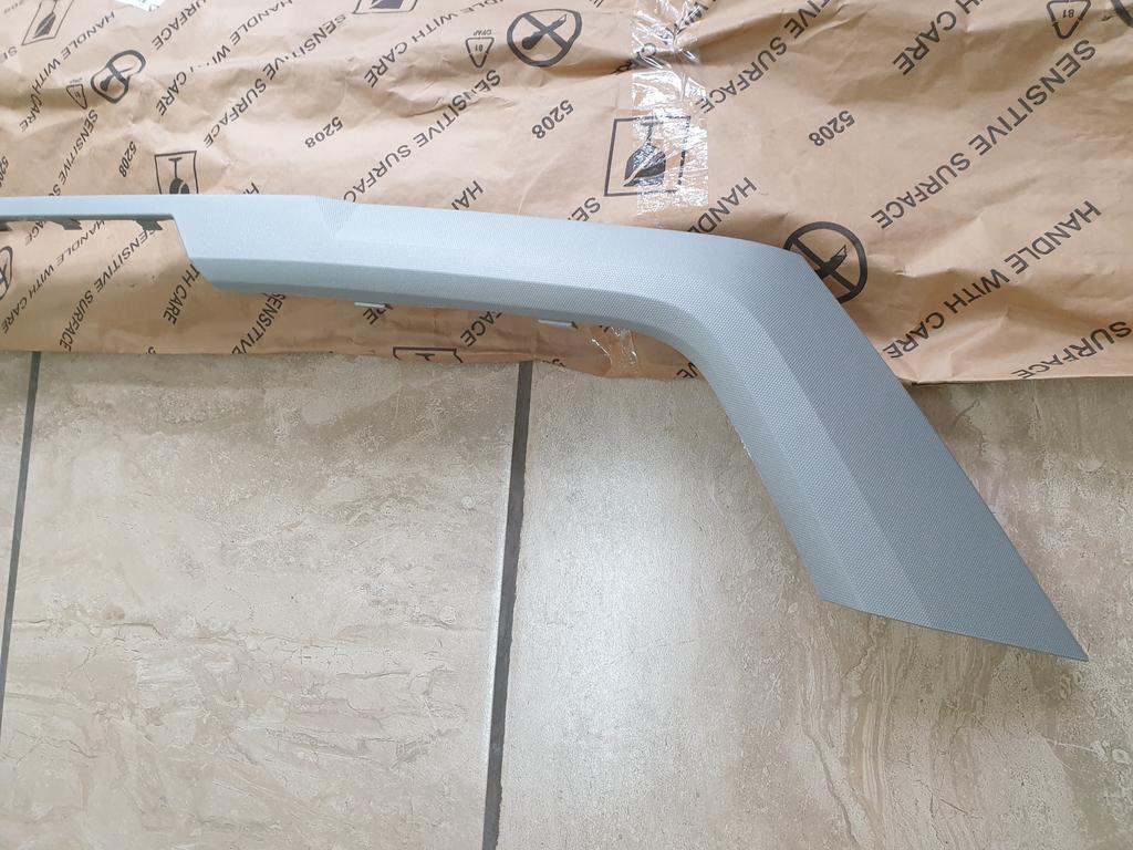 Original New Opel Crossland X Front Left Bumper Moulding - Lower Grille Surround