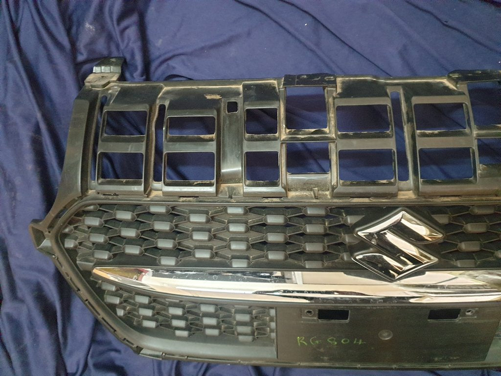 Suzuki Swift Radiator Grille - Wear and Tear