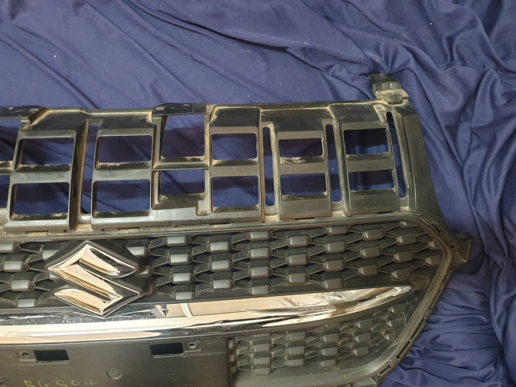 Suzuki Swift Radiator Grille - Wear and Tear