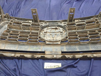 Toyota Hilux Legend 50 2018, 2019, 2020 Radiator Grille - Wear and Tear, Deep abrasions