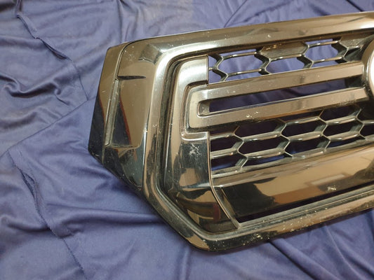 Toyota Hilux Legend 50 2018, 2019, 2020 Radiator Grille - Wear and Tear
