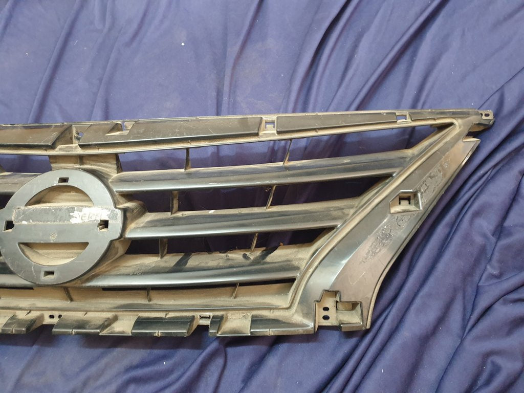 Nissan Almera Radiator Grille - Light Wear and Tear