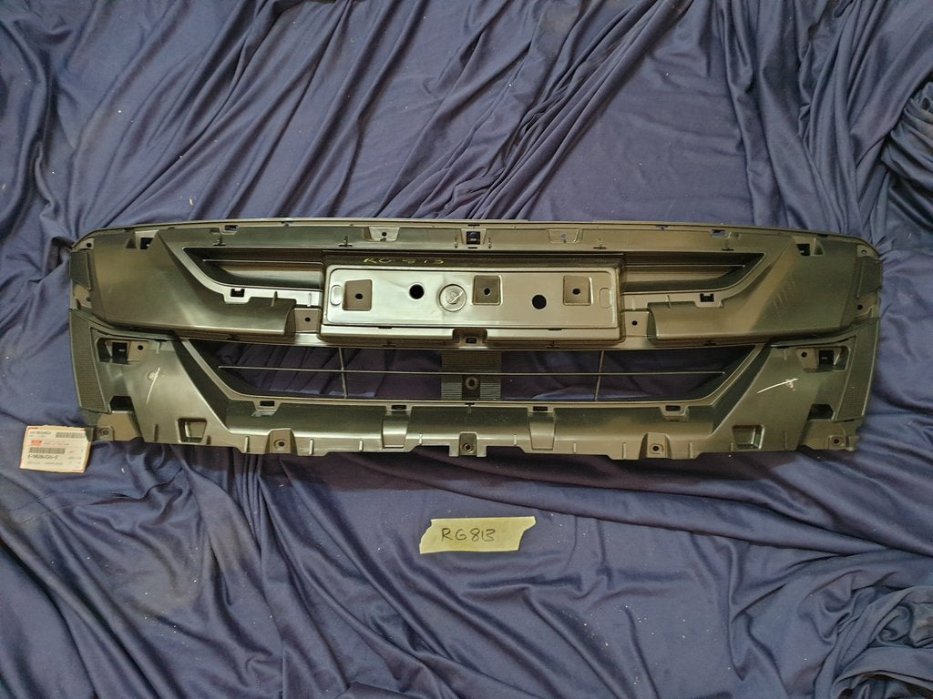 Isuzu KB D-Max 2017 Radiator Grille Frame Inner