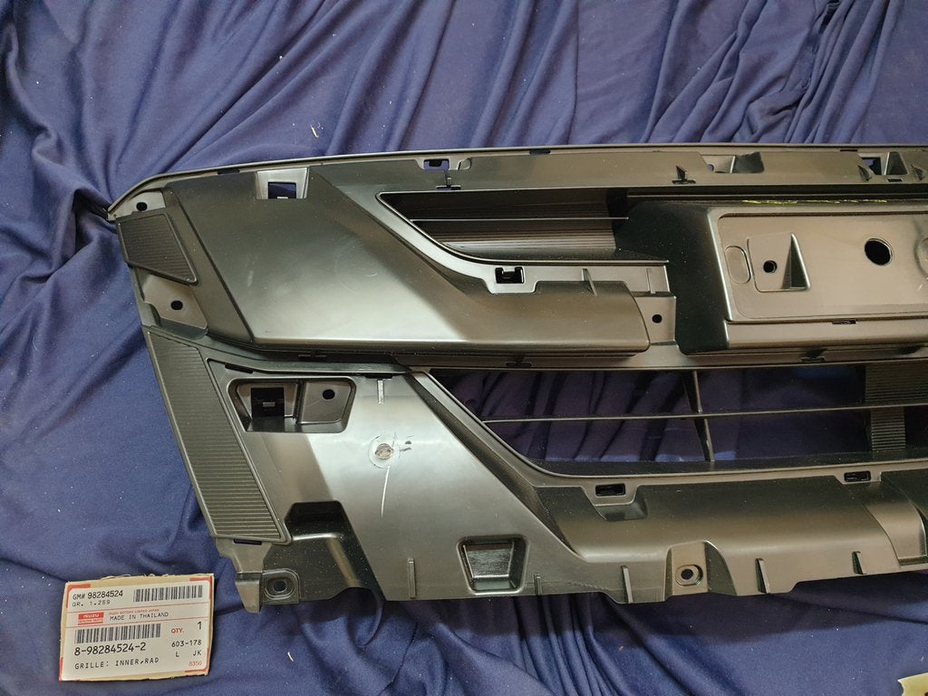Isuzu KB D-Max 2017 Radiator Grille Frame Inner