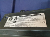 Volkswagen Tiguan II R-Line Radiator Grille - Right lower internal clips broken, wear and tear