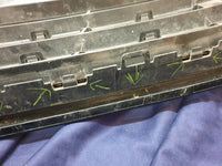 Volkswagen Tiguan II R-Line Radiator Grille - Right lower internal clips broken, wear and tear