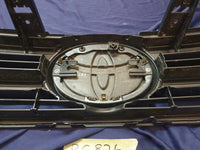 Toyota Aftermarket Radiator Grille - Light Wear and Tear, OEM Badge