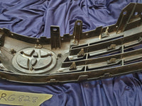 Toyota Corolla Radiator Grille - Wear and Tear