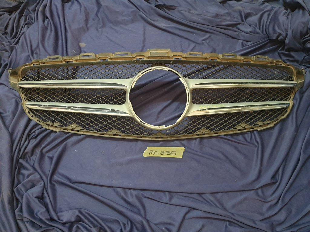 Mercedes-Benz C-Class W205 Radiator, Break in mesh