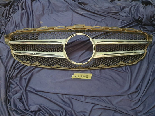 Mercedes-Benz C-Class W205 Radiator, Break in mesh