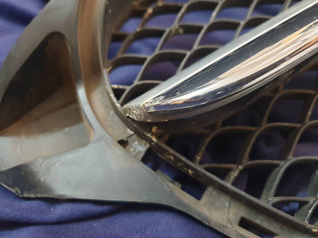 Mercedes-Benz C-Class W205 Radiator, Break in mesh