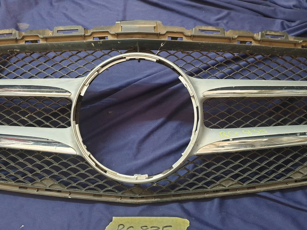 Mercedes-Benz C-Class W205 Radiator, Break in mesh