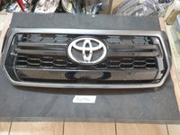 Toyota Hilux Radiator Grille- Scuffs and Chips
