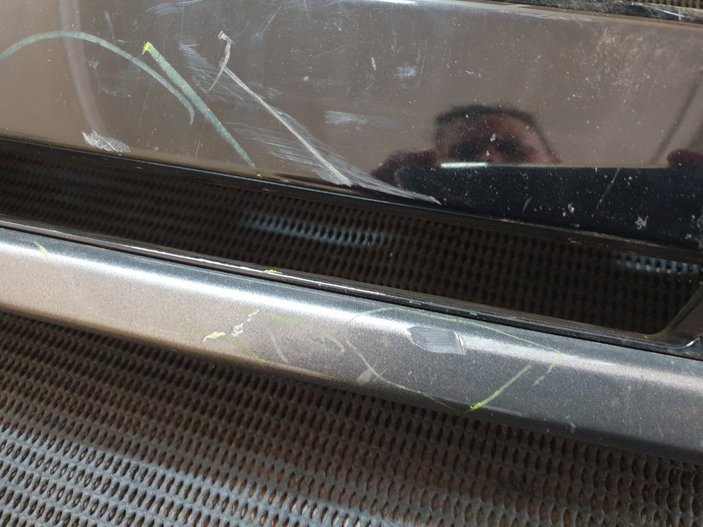 Toyota Hilux Radiator Grille- Scuffs and Chips