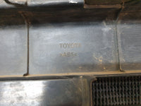 Toyota Hilux Radiator Grille- Scuffs and Chips