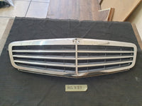 Mercedes-Benz C-Class W204 Radiator Grille - Chrome Cracked and Peeling
