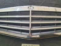 Mercedes-Benz C-Class W204 Radiator Grille - Chrome Cracked and Peeling