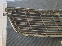 Mercedes-Benz C-Class W204 Radiator Grille - Chrome Cracked and Peeling