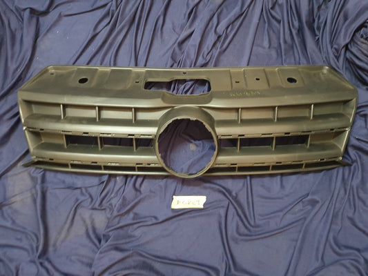 Volkswagen Amarok Radiator Grille