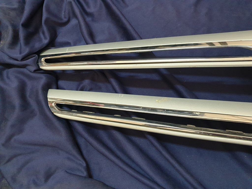 Mercedes-Benz GLC W253 Radiator Grille - Wear and Tear, Badge cracked