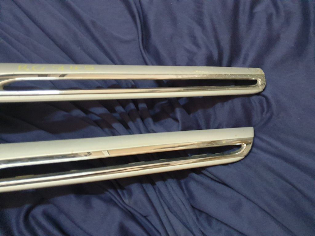 Mercedes-Benz GLC W253 Radiator Grille - Wear and Tear, Badge cracked