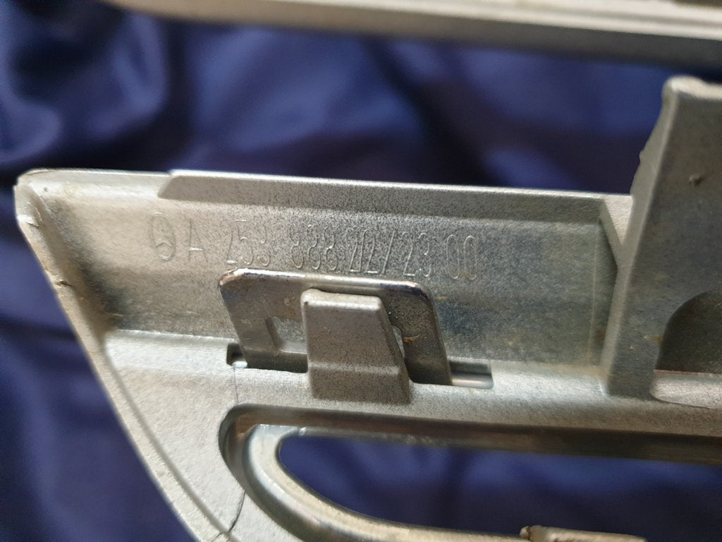 Mercedes-Benz GLC W253 Radiator Grille - Wear and Tear, Badge cracked