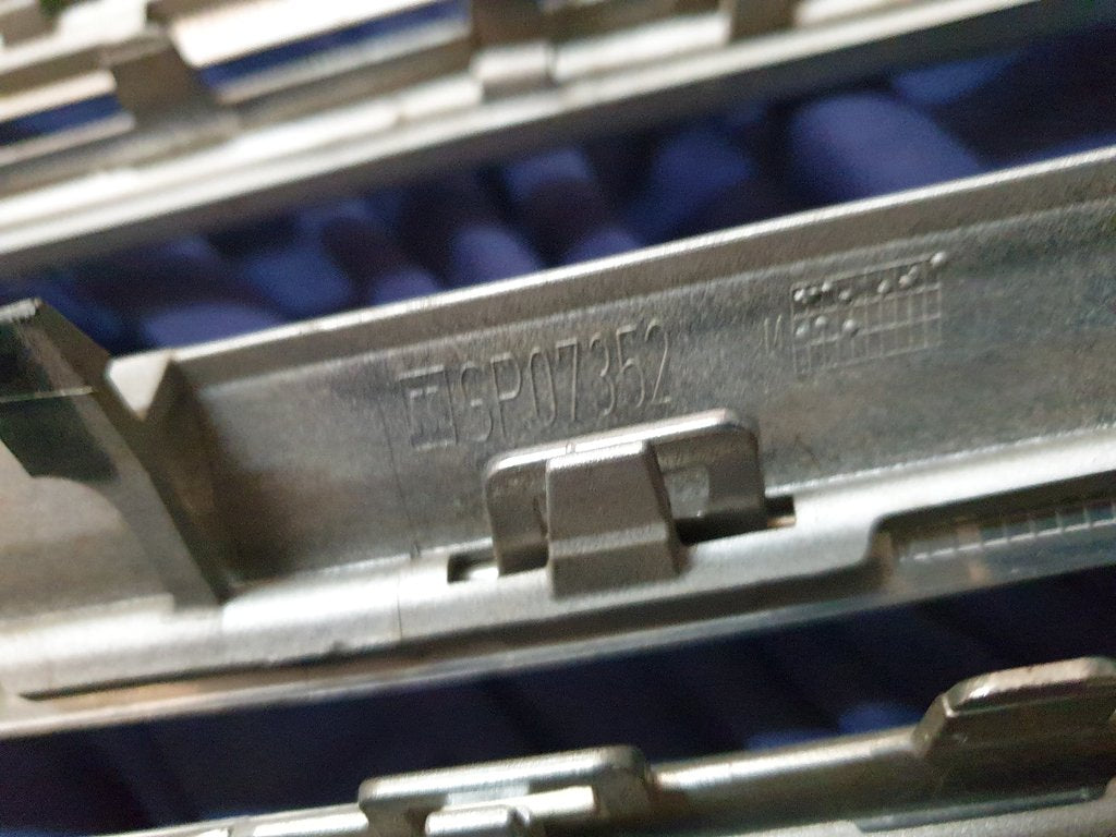 Mercedes-Benz GLC W253 Radiator Grille - Wear and Tear, Badge cracked