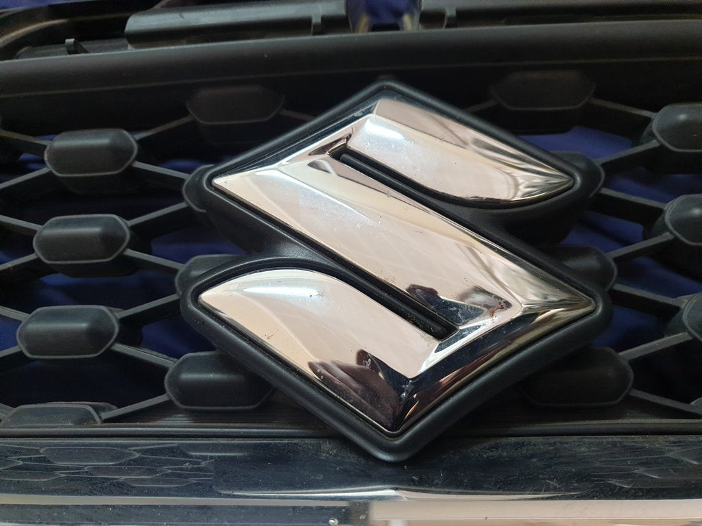 Suzuki Swift Radiator Grille - Wear and Tear